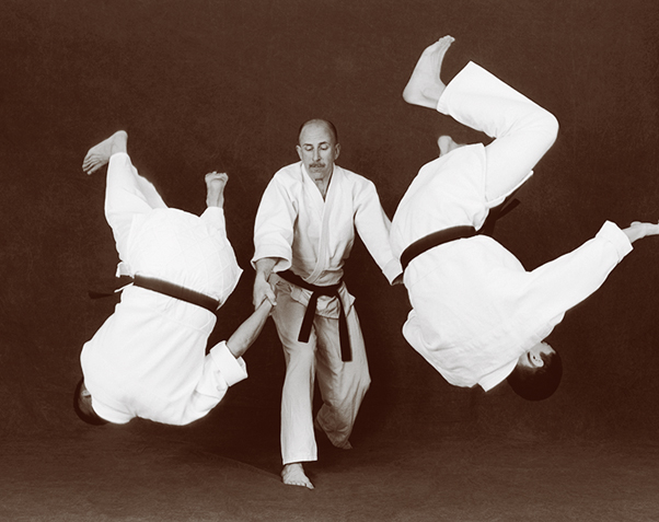 Hapkido photos of Master Marc Tedeschi performing Hapkido techniques