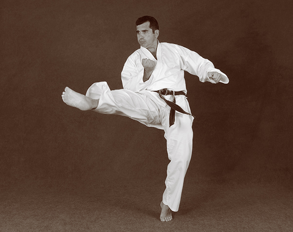 Hapkido photos of Master Marc Tedeschi performing Hapkido techniques